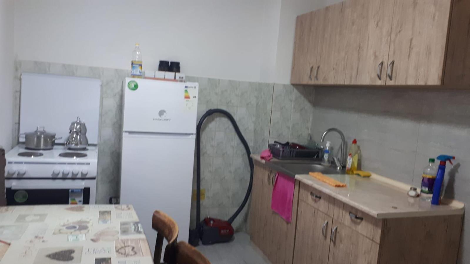 דירות סקופיה Makedonyada Kiralik Ev Ve Arac Hizmeti Ile Birlikte מראה חיצוני תמונה